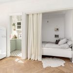 Как установить кровать в нишу в однокомнатной квартире