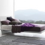 Плавающая кровать: экзотика или доступная мебель?