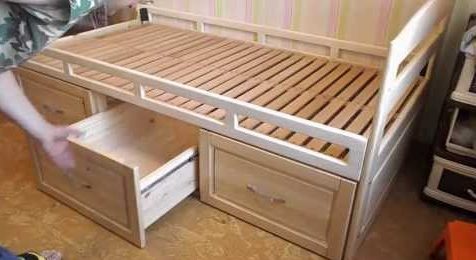 Преимущества изготовления кровати с выдвижным ящиком своими руками